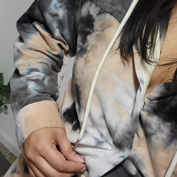 SUMMER SKIES GRAY TAN ROMPER - Picture 7 of 8